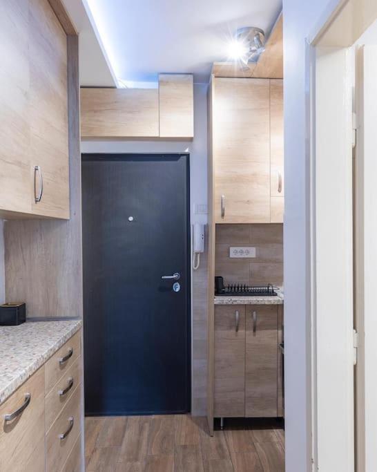 Apartment Center *
